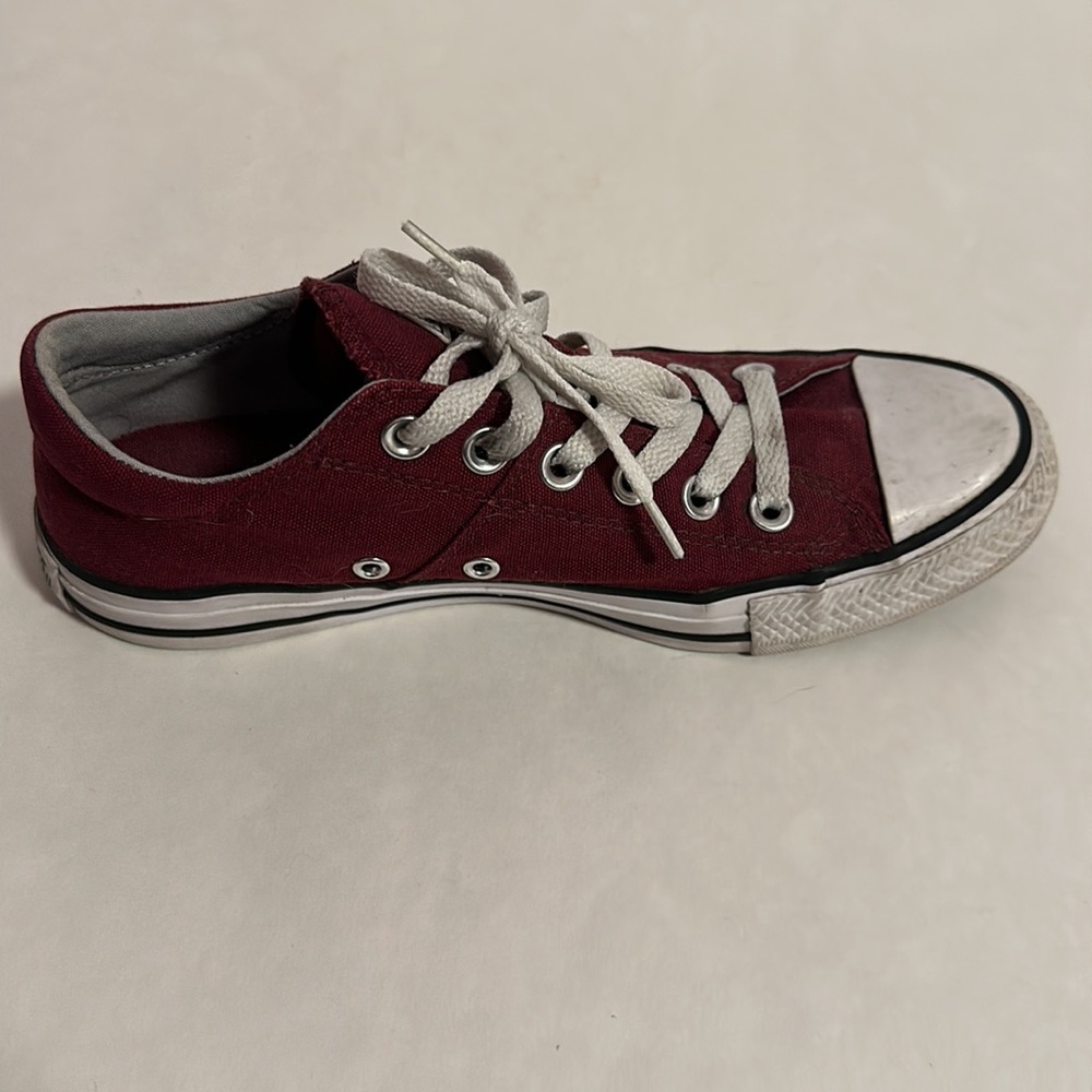 Converse All Star Sneakers Burgundy Women’s Size 8 - Picture 3 of 10